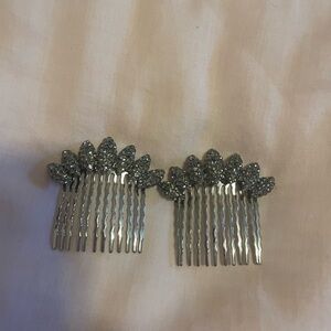 Set of 2 Crystal Comb Clips